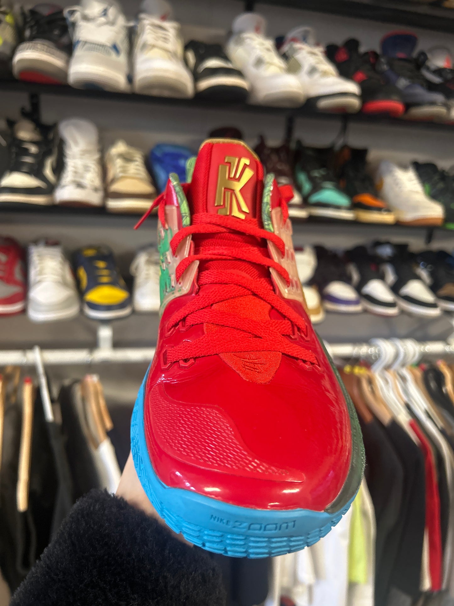 Nike Kyrie 2 Low Spongebob Mr Krabs (US 11.5) (used)