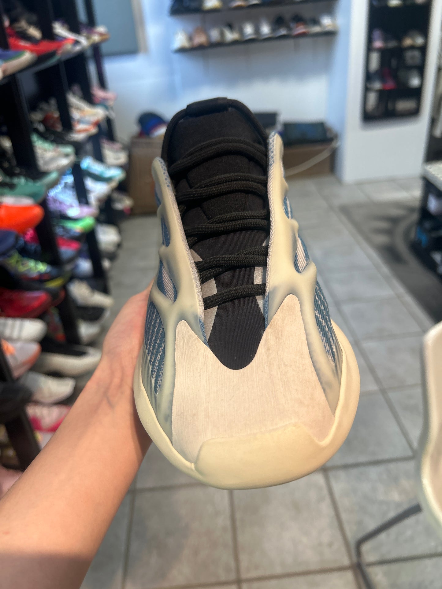 adidas Yeezy 700 V3 Kyanite (US 10.5) (used no box)