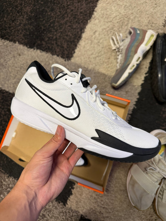 Nike Zoom GT Cut Academy White Black (US 12) / USED