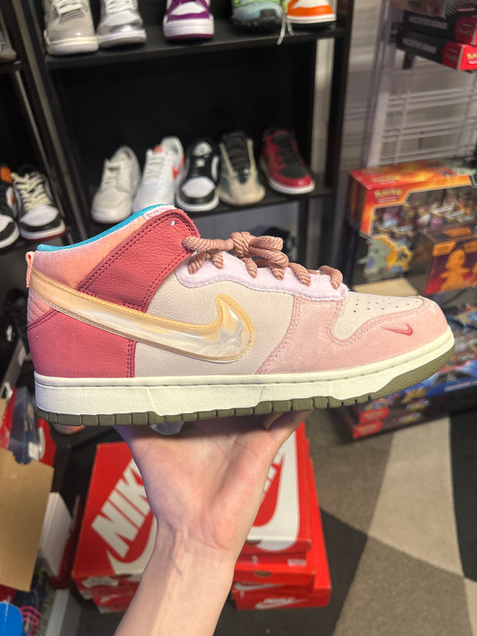 Nike Dunk Mid Social Status Free Lunch Strawberry Milk (US 9.5) (used)