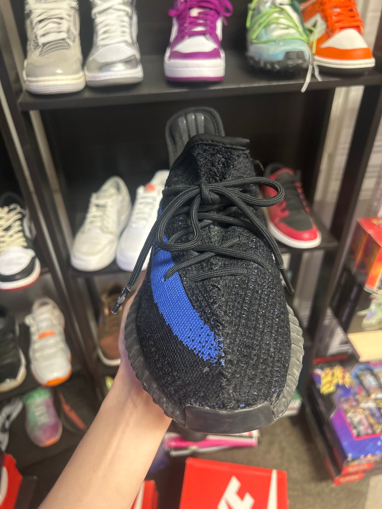 adidas Yeezy Boost 350 V2 Dazzling Blue (US 9.5) (used)