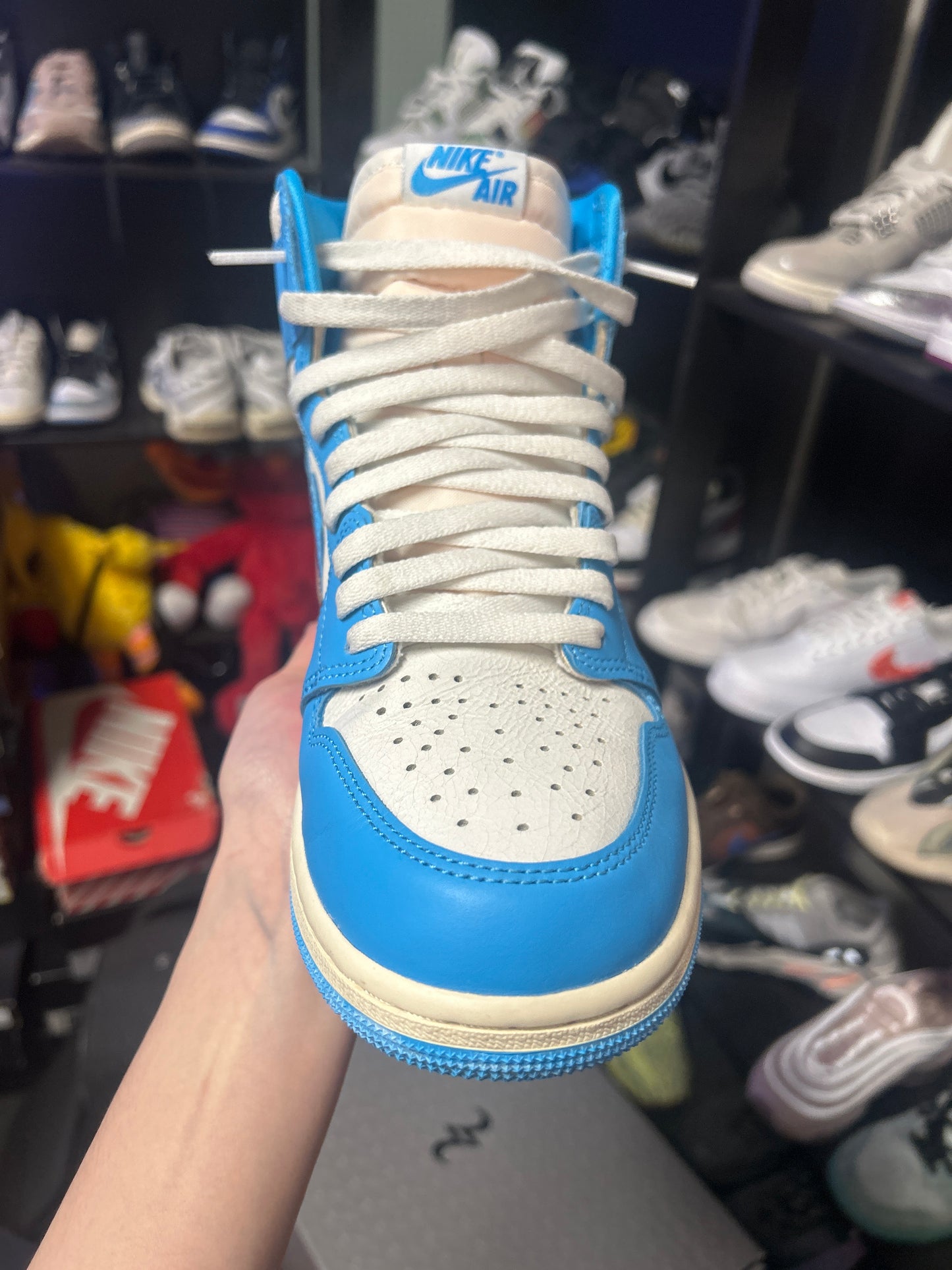 Jordan 1 Retro High OG UNC Reimagined (US 9) (used)