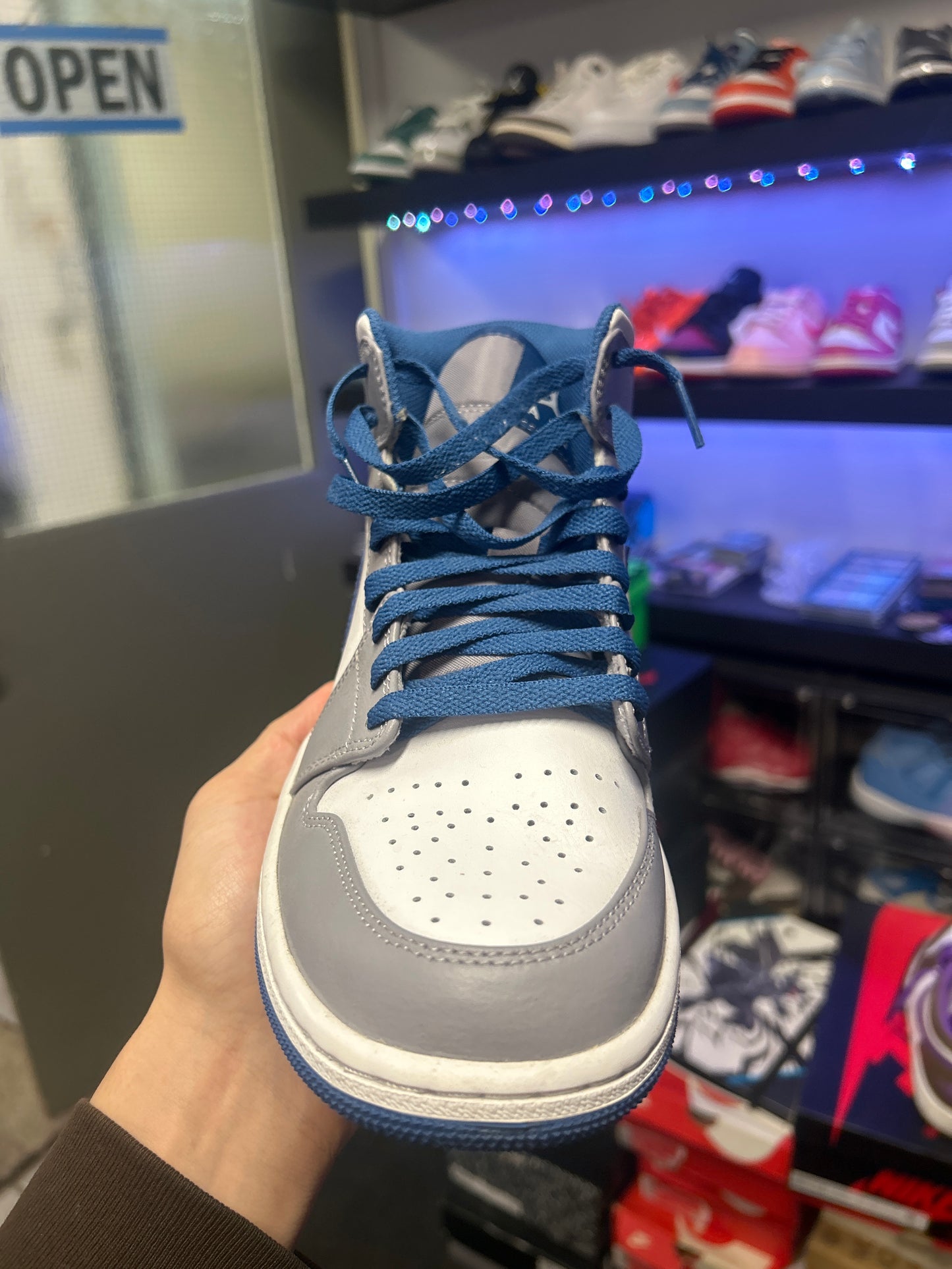 Jordan 1 Mid True Blue (US 8.5) (used)