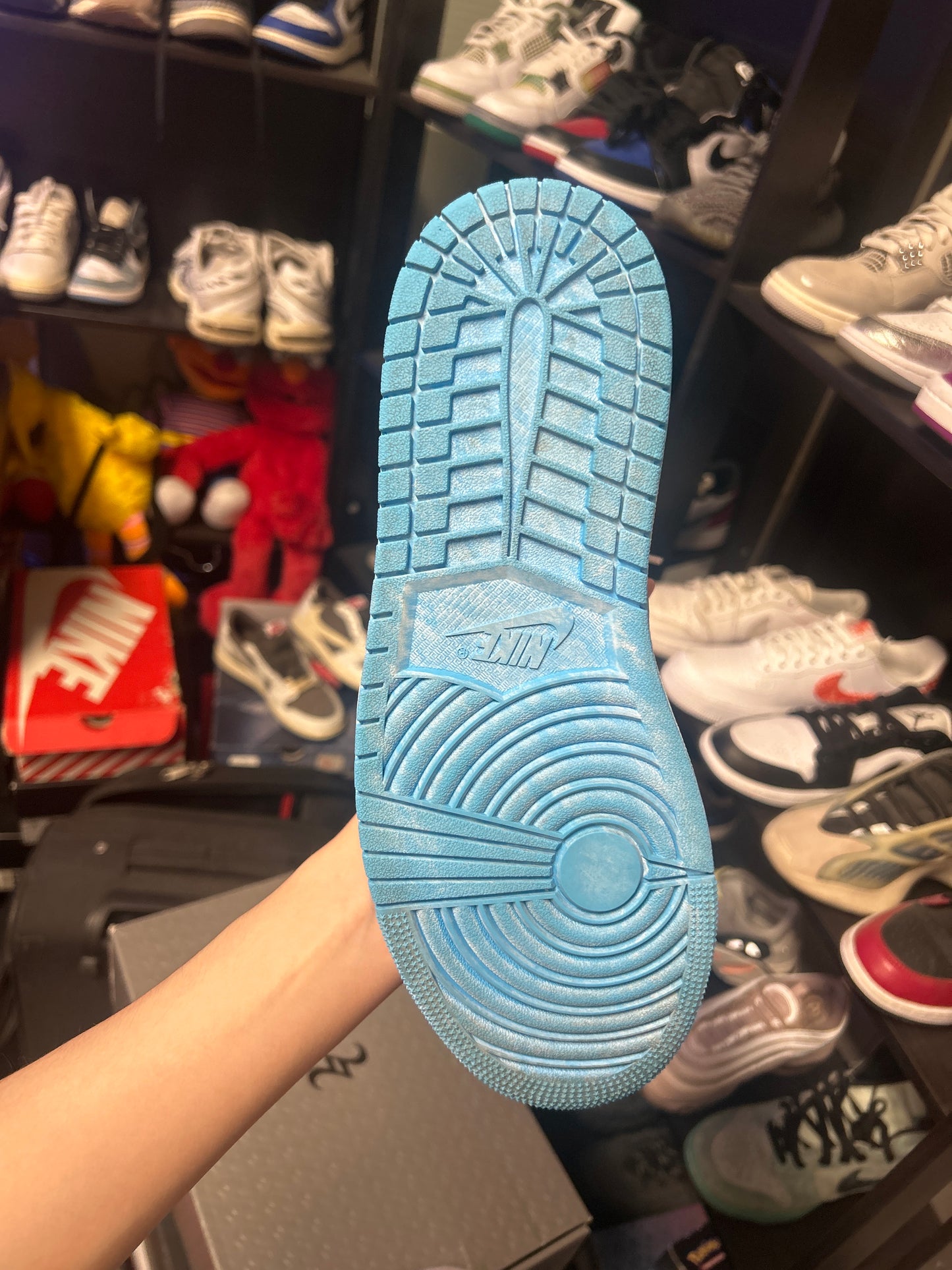 Jordan 1 Retro High OG UNC Reimagined (US 9) (used)