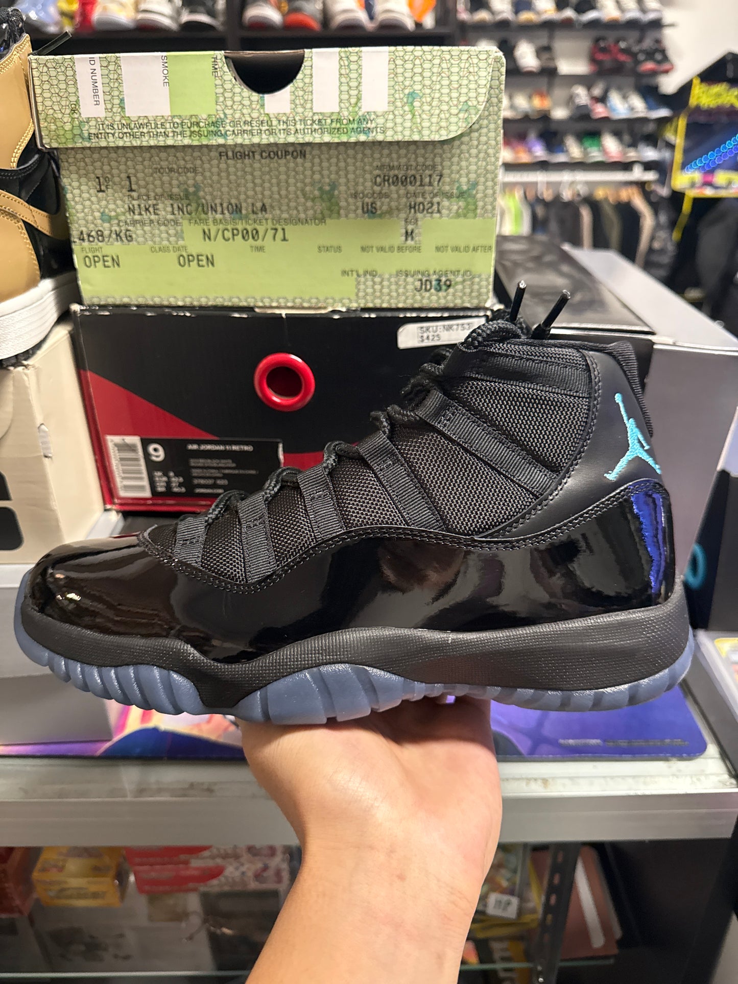 Jordan 11 Retro Gamma Blue (US 9) / USED