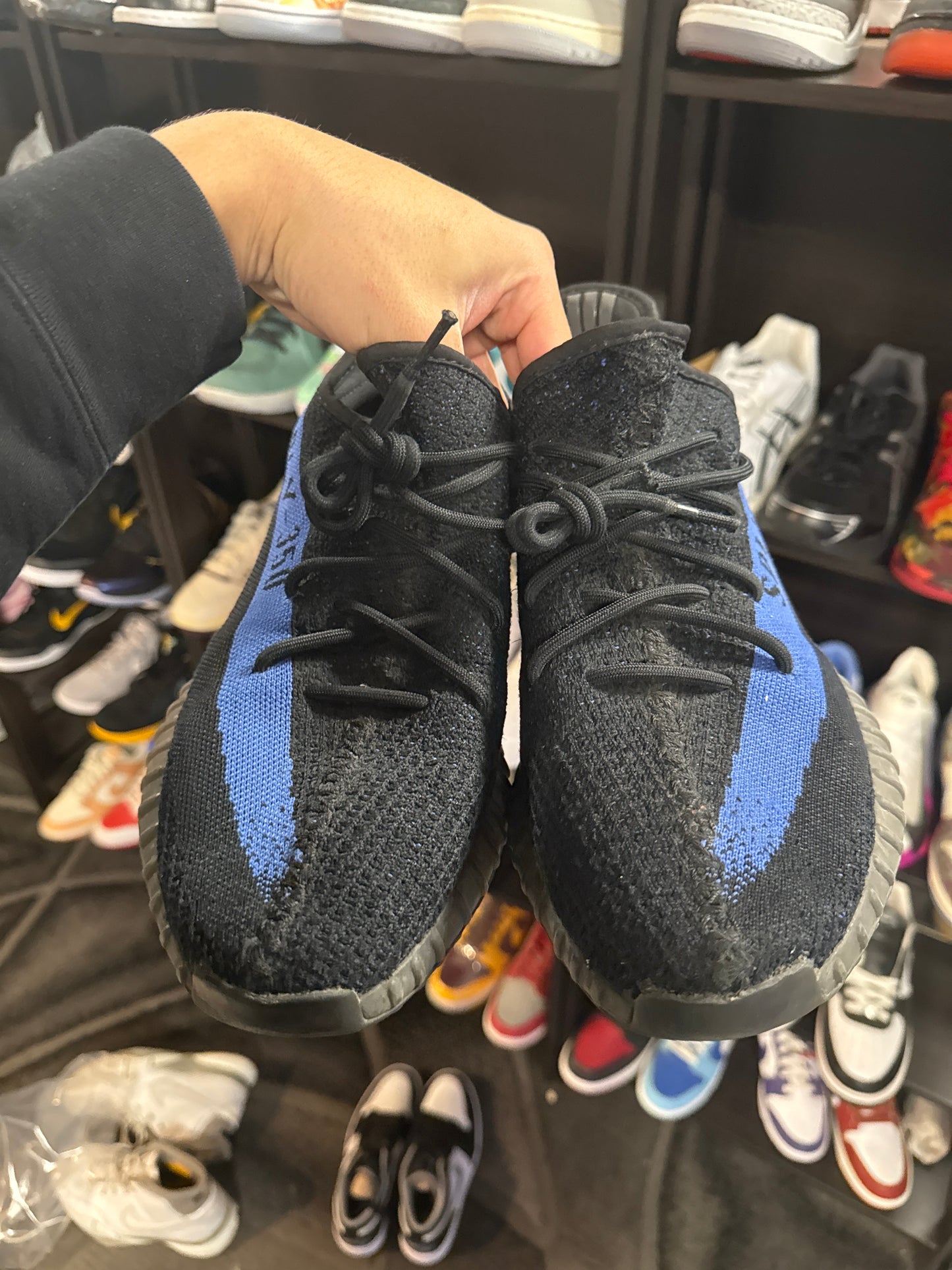 adidas Yeezy Boost 350 V2 Dazzling Blue (US 13) / USED NO BOX WITH FLAW