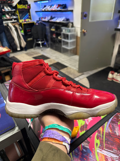 Jordan 11 Retro Win Like 96 (US 10) / USED NO BOX