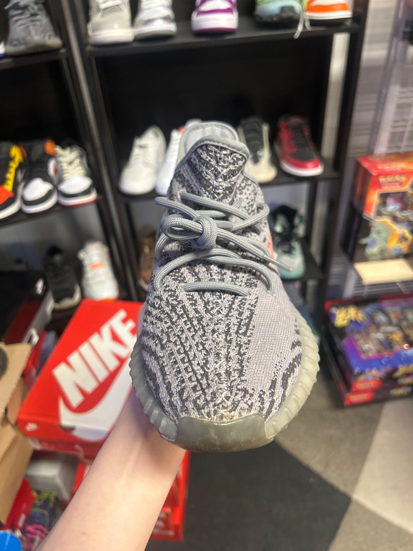 adidas Yeezy Boost 350 V2 Beluga 2.0 (US 8.5) (used no box )