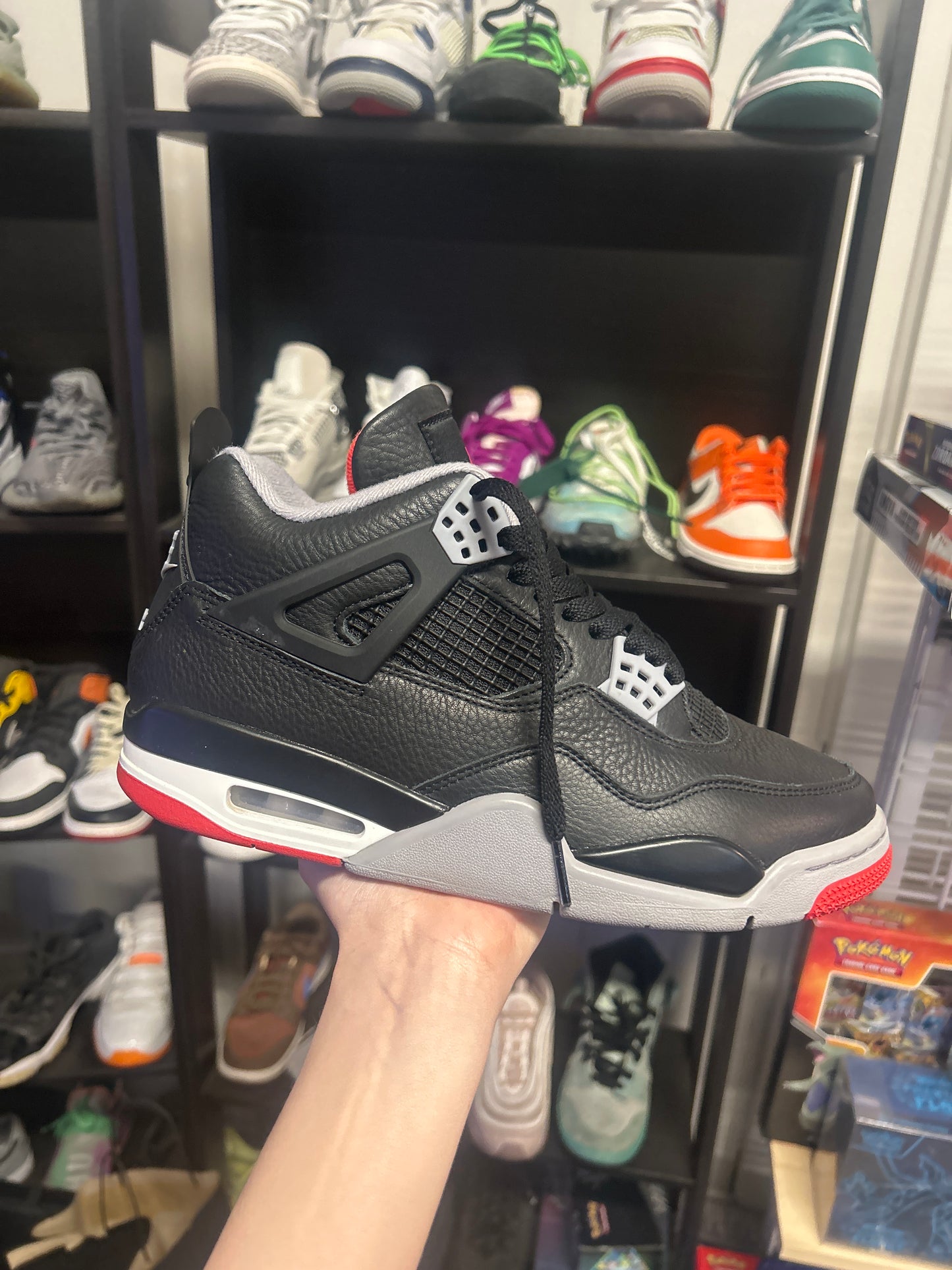 Jordan 4 Retro Bred Reimagined (US 8) (used)