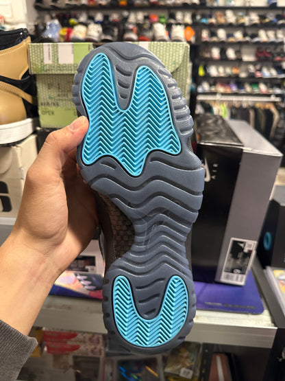 Jordan 11 Retro Gamma Blue (US 9) / USED