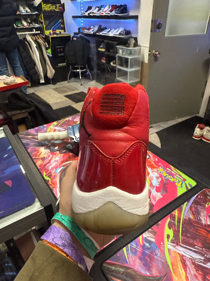 Jordan 11 Retro Win Like 96 (US 10) / USED NO BOX