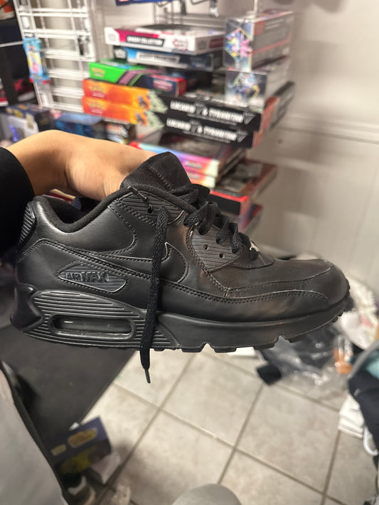 Nike Air Max 90 Leather Black (US 9) / USED NO BOX