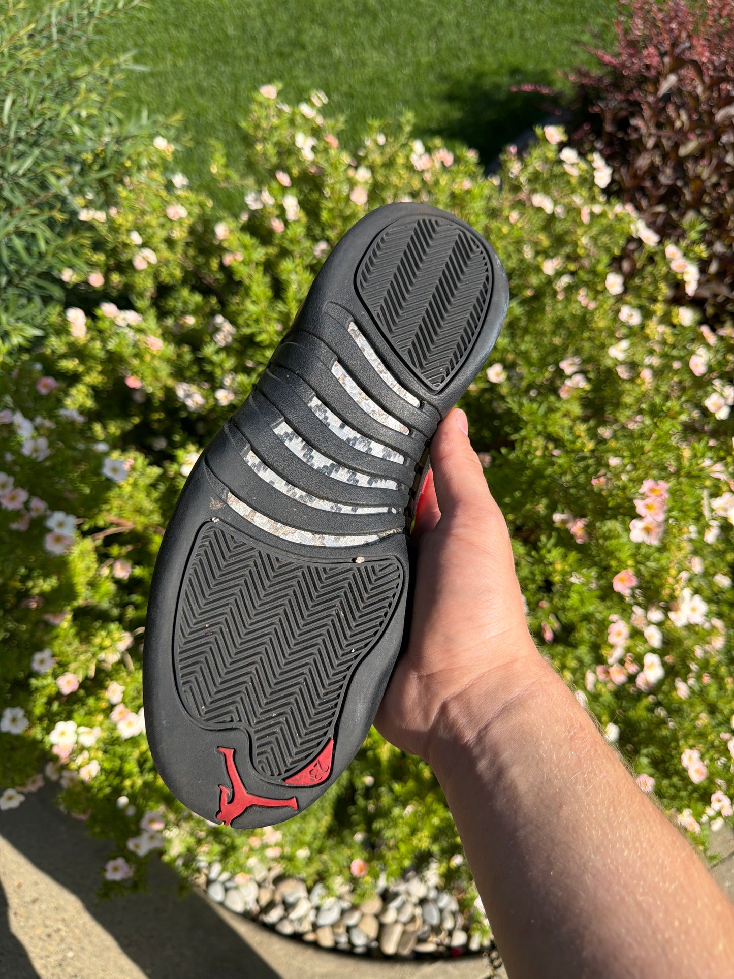 Jordan 12 Retro Reverse Flu Game (US 9) (used no box)