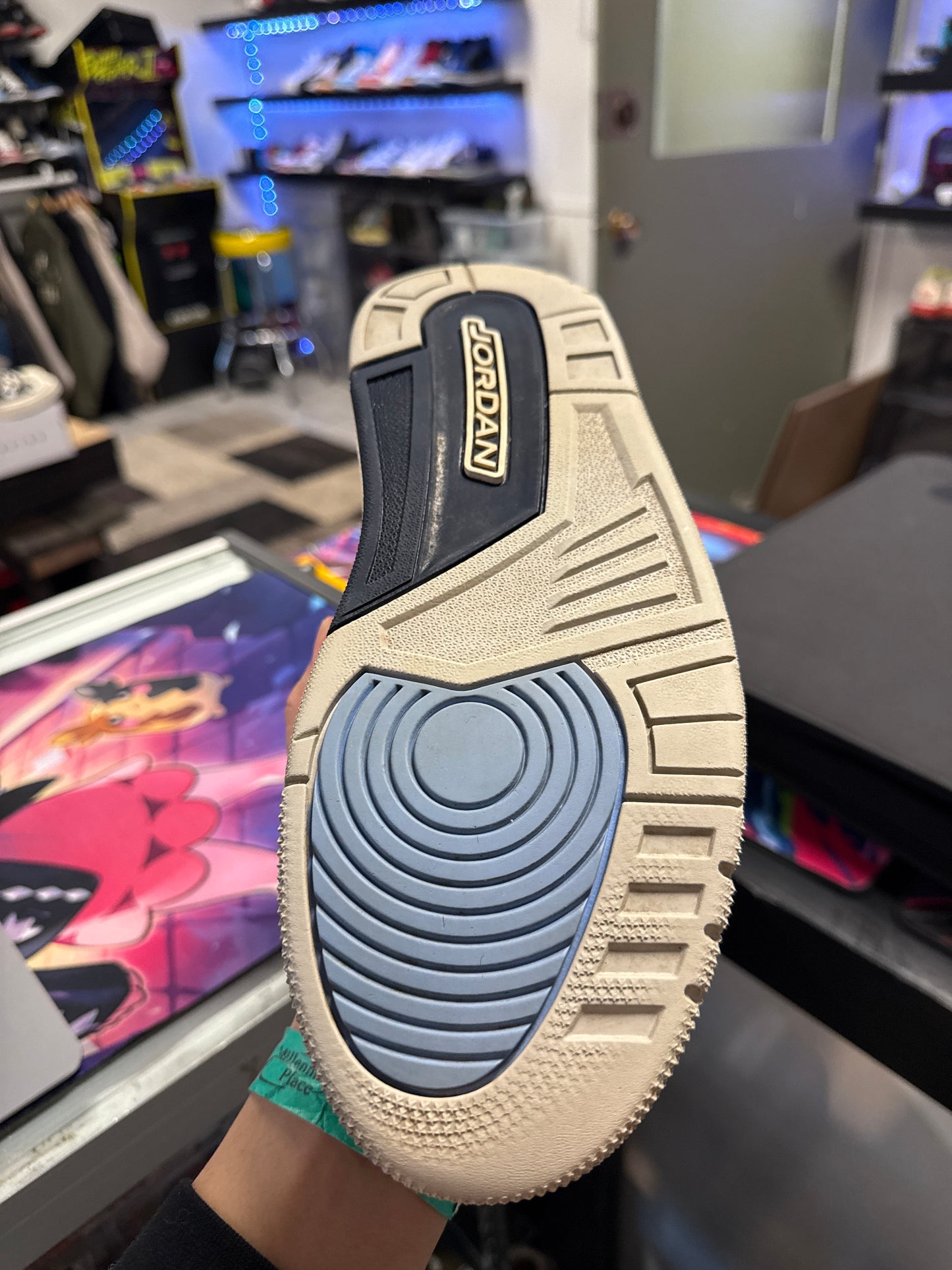 Jordan 3 Retro UNC (2020) (US 8.5) / USED