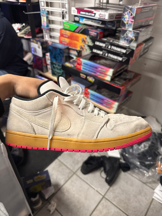 Jordan 1 Low White Gum Hyper Pink (US 13) / USED NO BOX NO INSOLE