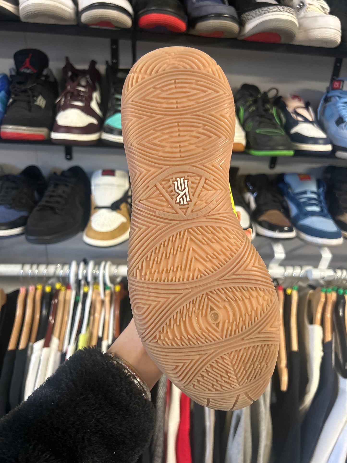 Nike Kyrie 5 Spongebob Squarepants (US 11) (used)