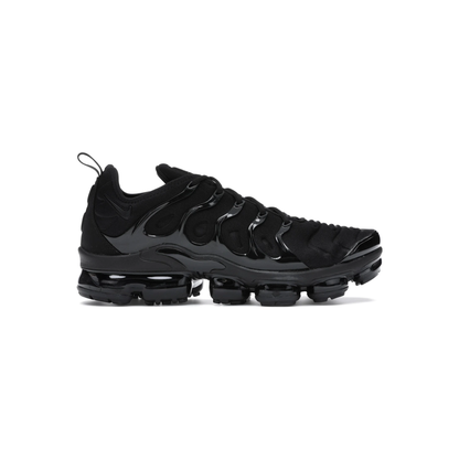 nike_air_vapor_max_plus_triple_black_0