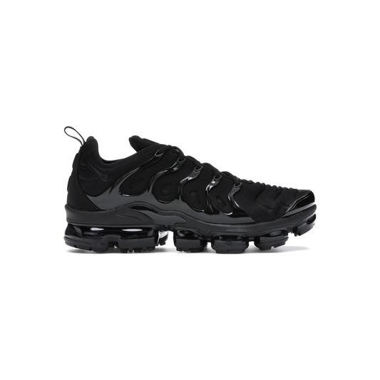 nike_air_vapor_max_plus_triple_black_0