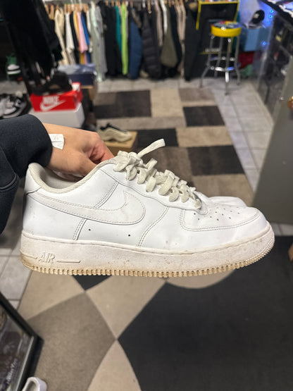 Nike Air Force 1 Low '07 White (US 10) / USED NO BOX