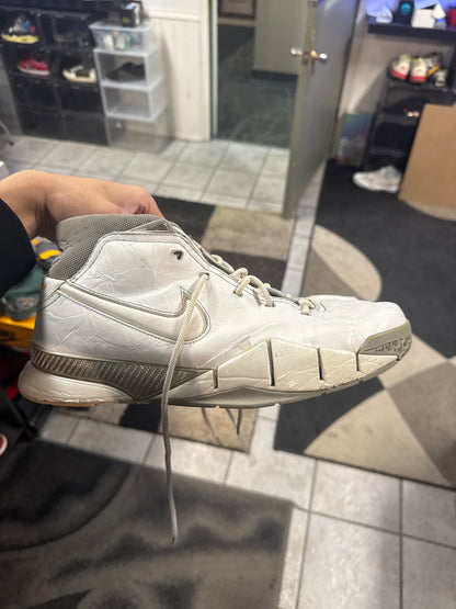 Nike Kobe 1 White shark / USED NO BOX