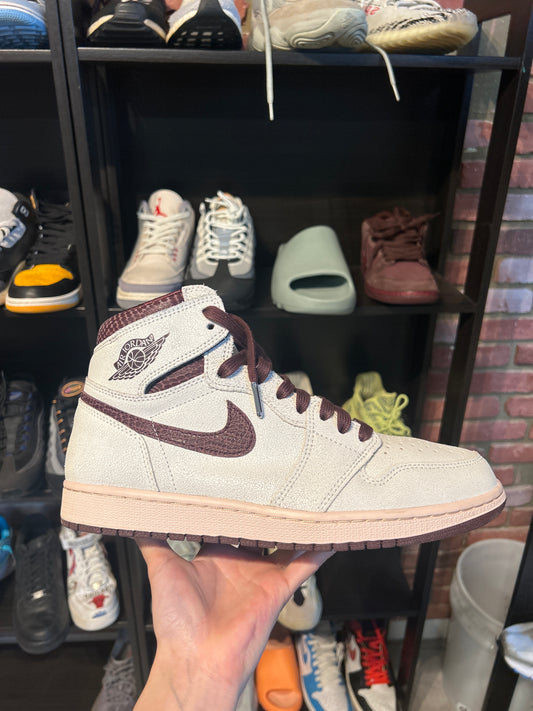 Jordan 1 Retro High OG A Ma Maniére (US 11) (used)