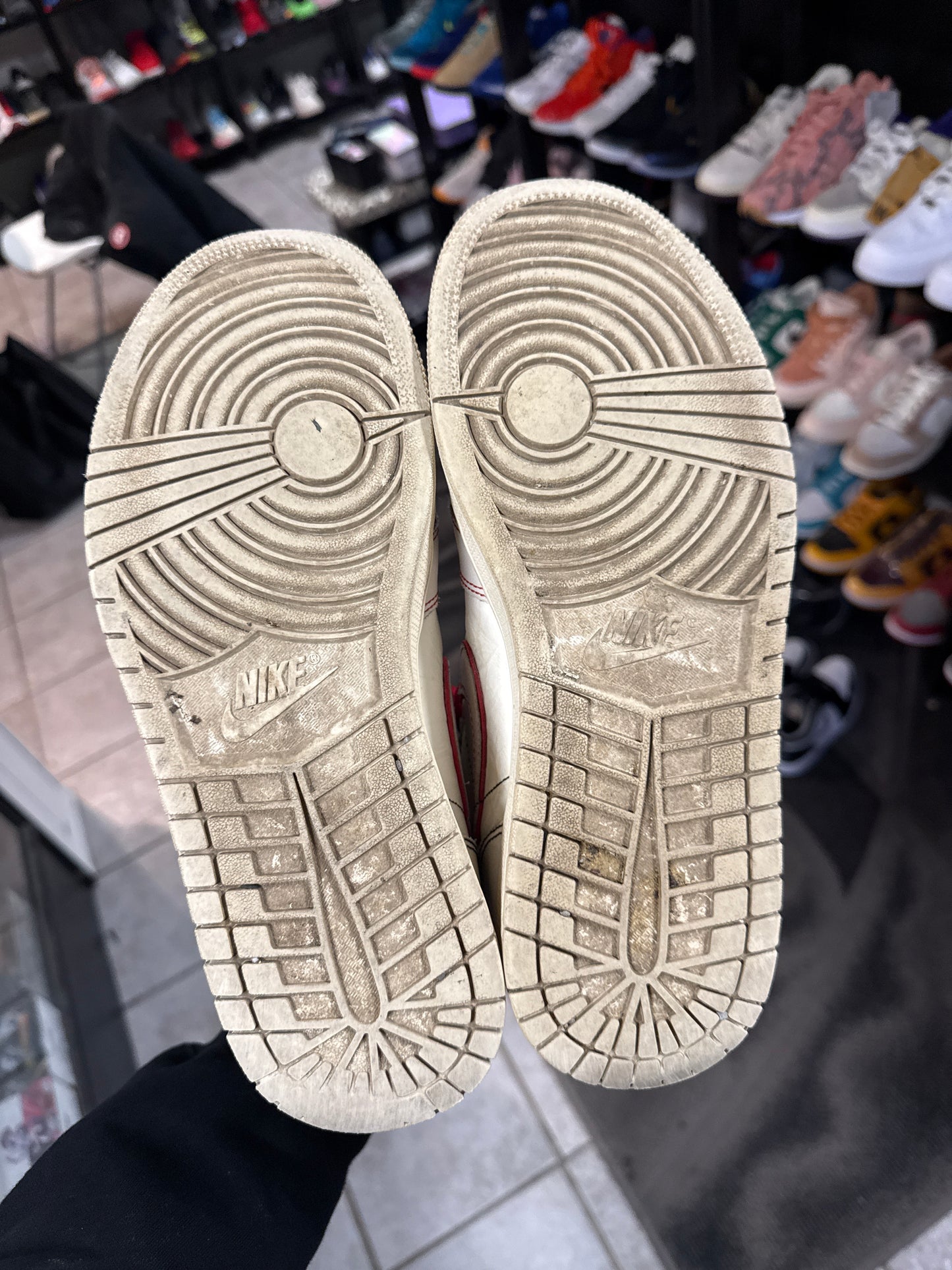 Jordan 1 Retro High Phantom Gym Red (US 10.5) / USED NO BOX