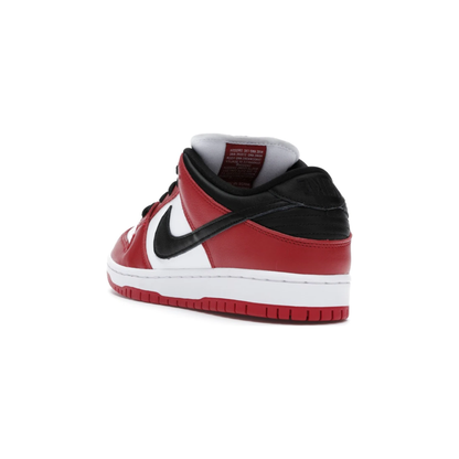 nike_sb_dunk_low_pro_j_pack_chicago_2