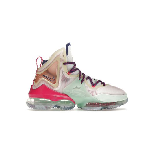 nike_le_bron_19_valentines_day_love_letter_0