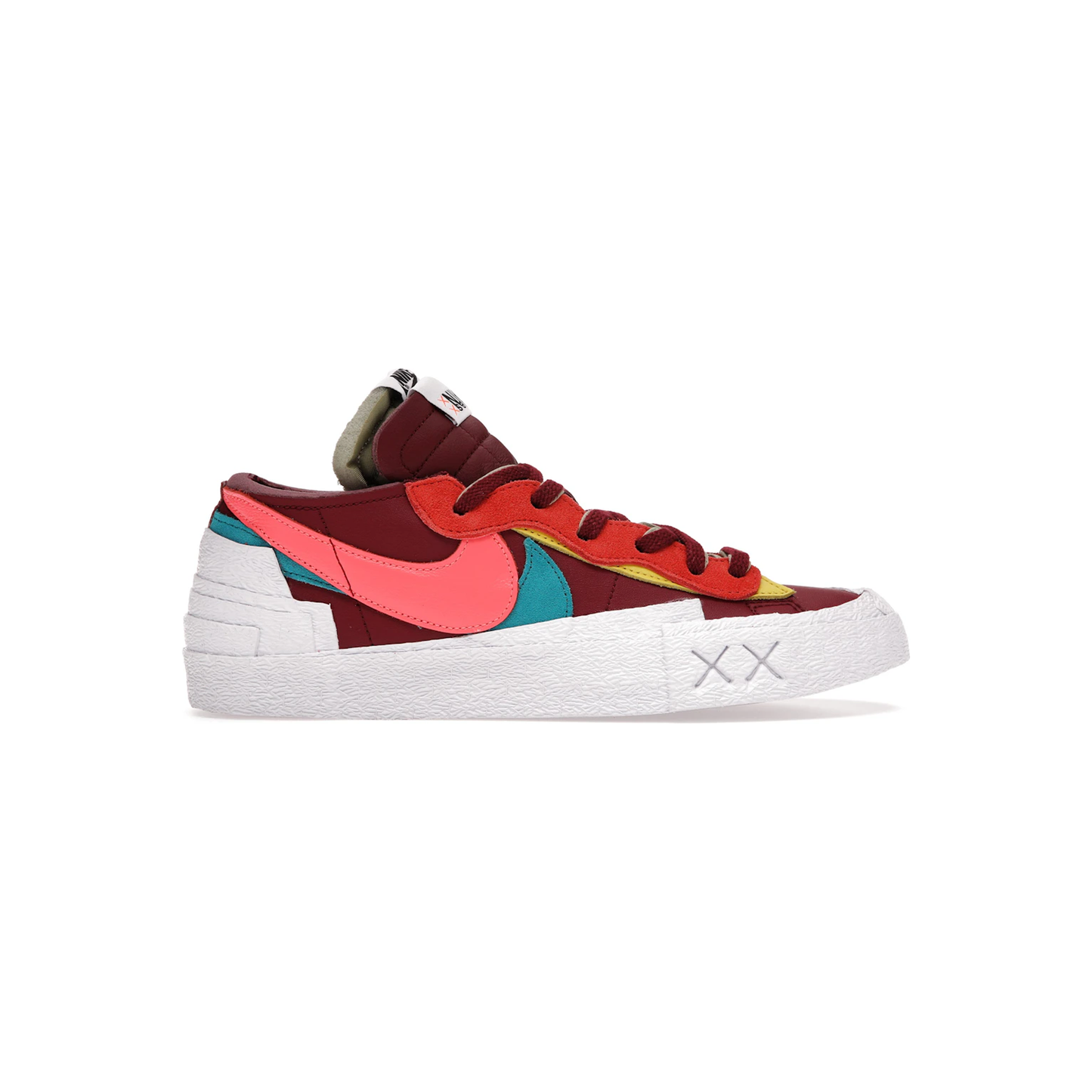nike_blazer_low_sacai_kaws_red_0