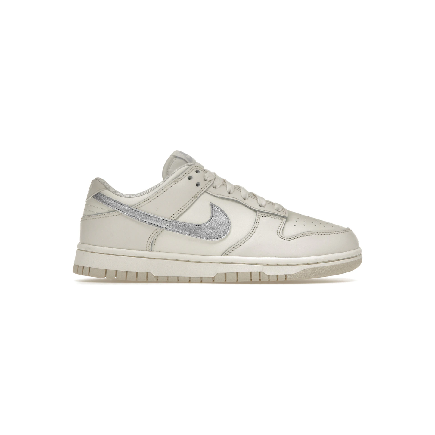 nike_dunk_low_essential_sail_oxygen_purple_womens_0