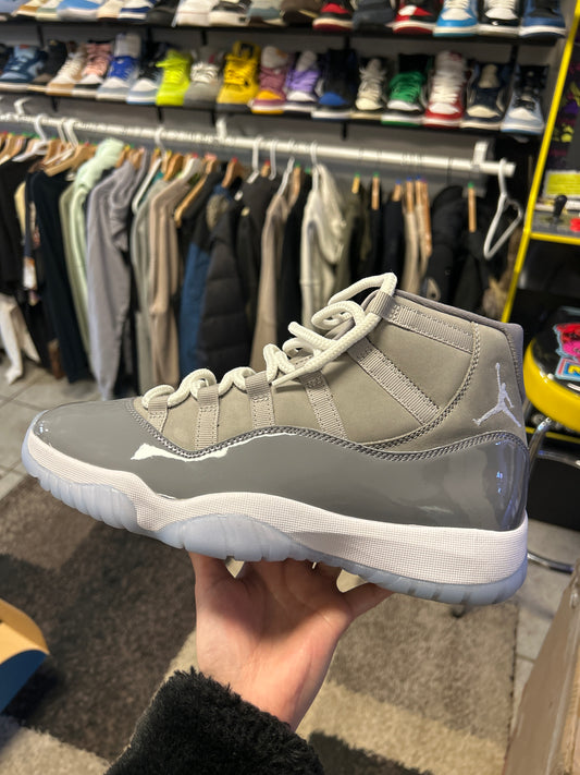 Jordan 11 Retro Cool Grey (2021) (US 10) (used)