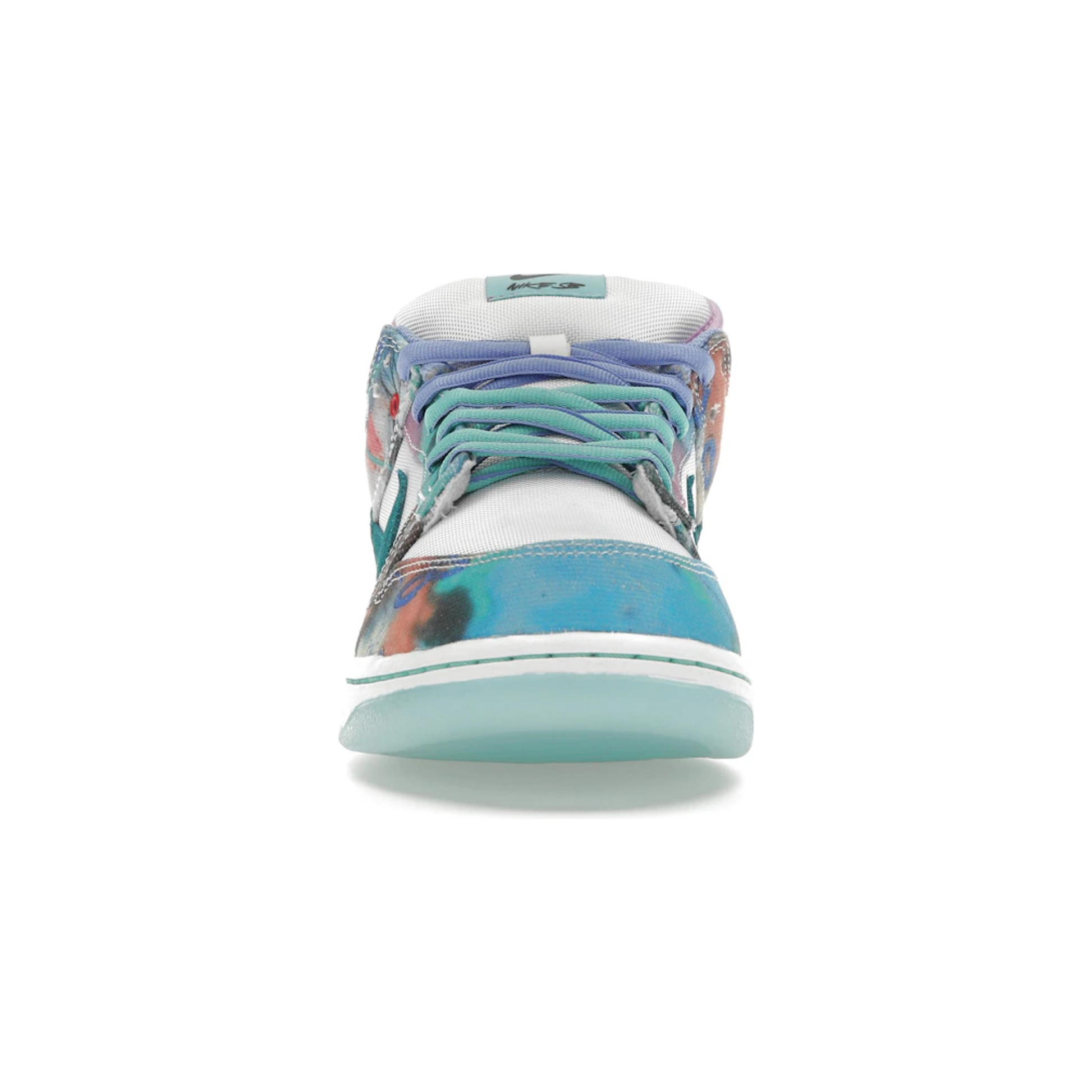 nike_sb_dunk_low_futura_laboratories_bleached_aqua_3