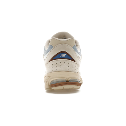 new_balance_2002_r_sandstone_light_arctic_grey_4